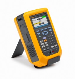 Calibrator de presiune cu pompa incorporata Fluke 729 Pro